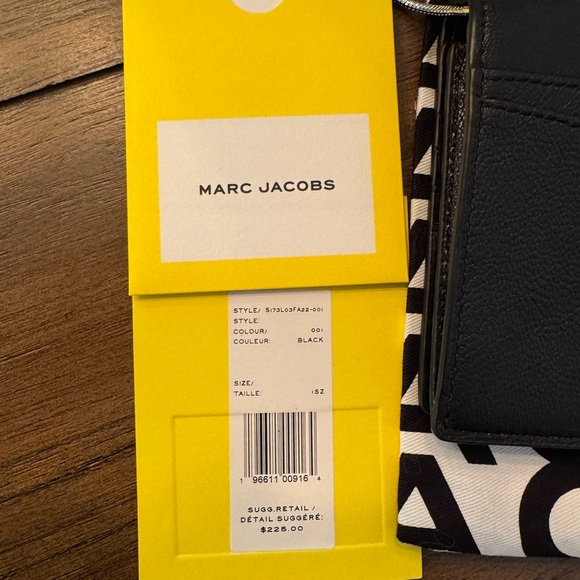 Marc Jacobs Black Wallet Clutch with chain - Picture 3 of 6